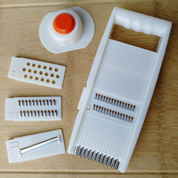Fengchi Brand Vegetable Slicer, Grater for Potatoes, Multifunctional Grater, Potato Grater Tool for Home Use