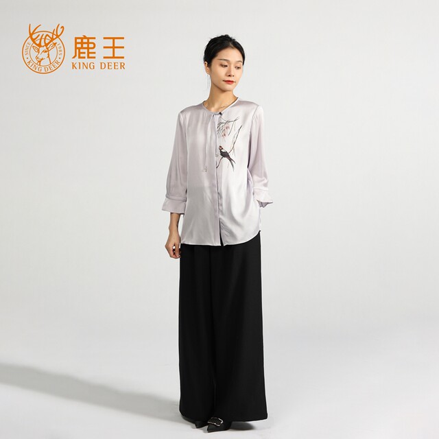 Deer King 25 spring and summer new women's round neck 100 mulberry silk top lace and quarter sleeve printed cardigan XS3068
