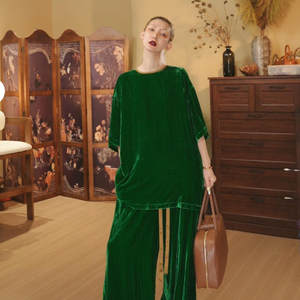 
[Xiyixi] Rongzhai new velvet short-sleeved loose top + velvet wide-leg pants set 5DC-J8201