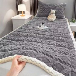 Quilted Mattress Pad, Thickened Mattress Soft Pad, Home Bedroom Mattress Pad, Dormitory Student Single Mattress Pad, Bedding Base