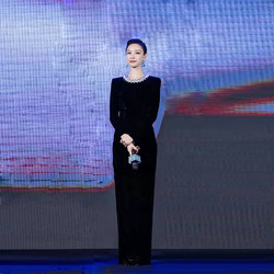 Black Evening Dress for Women 2025 New French High-End Elegant Annual Meeting Performance Conductor Host Heavy-Duty Formal Dress