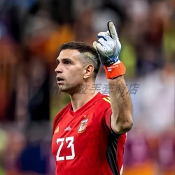 22 World Cup Golden Hand Cup Martinez Goalkeeper Gloves with Latex Anti-Slip Straps for Adults and Children Goalkeeper Gloves