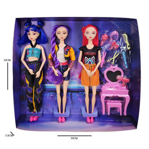 换装猎魔女团手办K-POP女团娃娃套装主题玩具过家家露米佐伊米拉