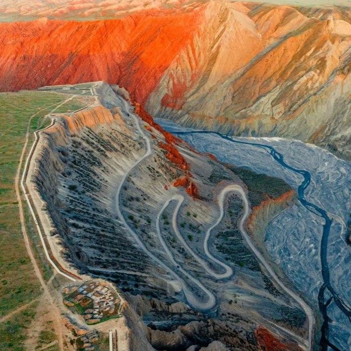 2-6人小团新疆旅游赛里木湖二日游安集海大峡谷2天1晚跟团游