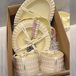 2025 New Household Tableware Set, Cream-Style Light Luxury Ceramic Bowls, Plates, Chopsticks, and Utensils with a High-End Feel for Housewarming