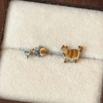 
Become your kitten ~ Cute cat fish earrings for women, retro asymmetric niche design high-end earrings