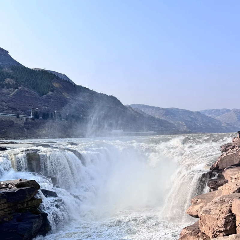 西安旅游西安5天4晚跟团游到壶口瀑布兵马俑华清宫延安大唐不夜城