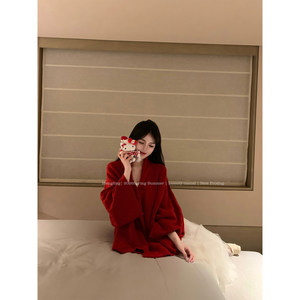 
Mengling Mengling Happy New Year Red festive atmosphere loose lazy simple sweater cardigan