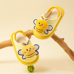 Baby slippers for boys 2025 new anti-slip home indoor infants and young children winter soft bottom lightweight children's cloth slippers for women