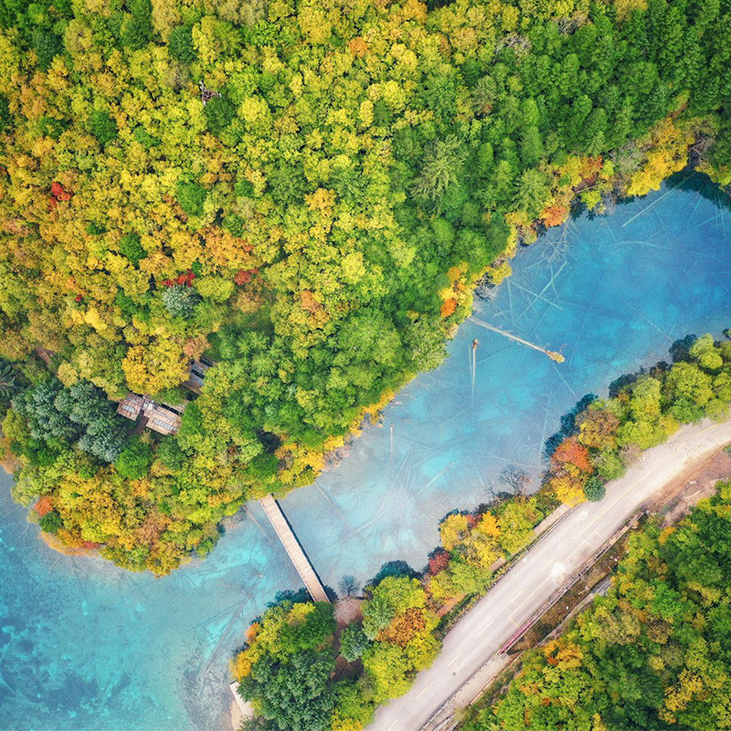 九寨沟旅游4天3晚三星堆熊猫基地黄龙都江堰四川成都纯玩行飞猪