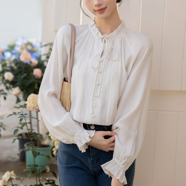 Bow tied top French retro black ears apricot lace collar shirt small