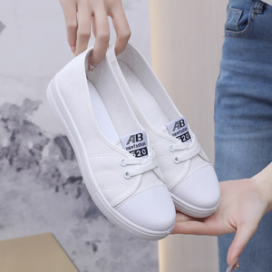 
2026 new Korean style versatile comfortable casual shoes Internet celebrity white shoes for women shallow breathable student canvas shoes for women