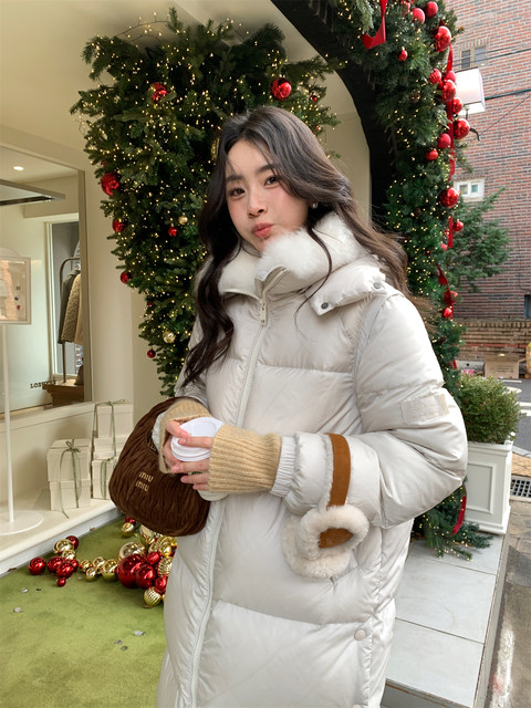 LICKYSENIOR Limited high-end line cashmere wool collar white goose velvet jacket for women in winter new thickened warmth
