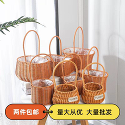 Direct Sales of Creative Wicker and Rattan Wall Hanging Flower Baskets for Home Gardening, Plastic Woven Wall-Mounted Flower Pots Wholesale