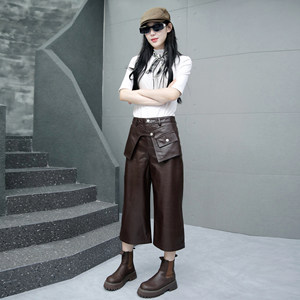 
Oil wax leather pants for women in autumn 2025 new genuine leather brown cropped trousers cowhide boot pants slim straight pants trendy
