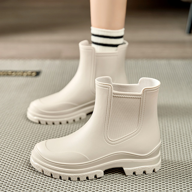 Japanese women's rain boots short 2024 new fashion outer rain boots women's waterproof non-slip women's rubber shoes water shoes