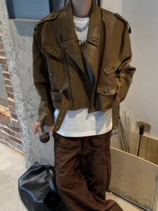 Med old uncle Korean Maillard heavy industry rivet motorcycle leather jacket for men and women handsome jacket autumn and winter jacket short jacket