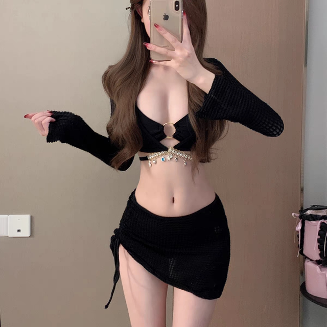 Swimsuit female bikini split four -piece set 2024 new fashion skirt hollow conservative beach vacation hot spring
