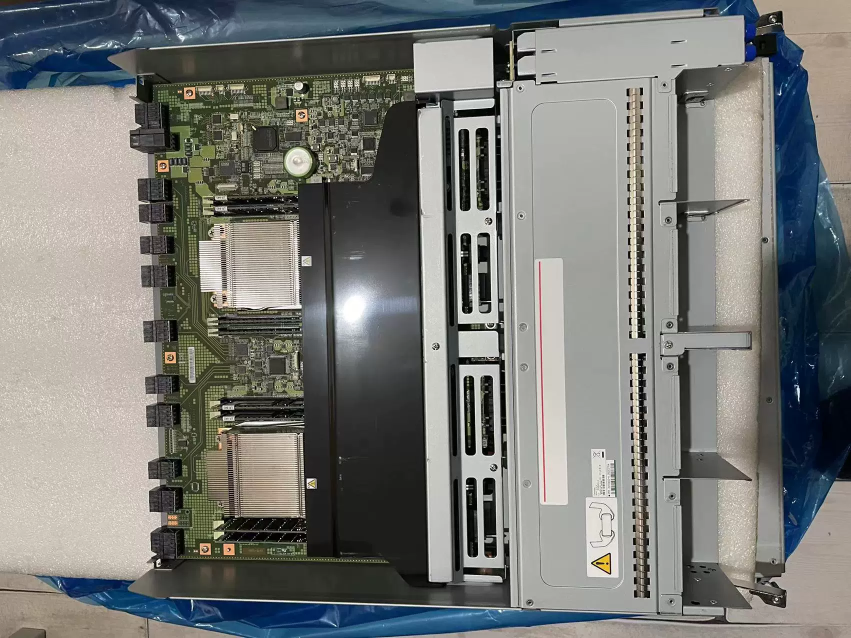 全新Hitachi Vantara HDS VSP5000 存储控制器3292483-A-Taobao