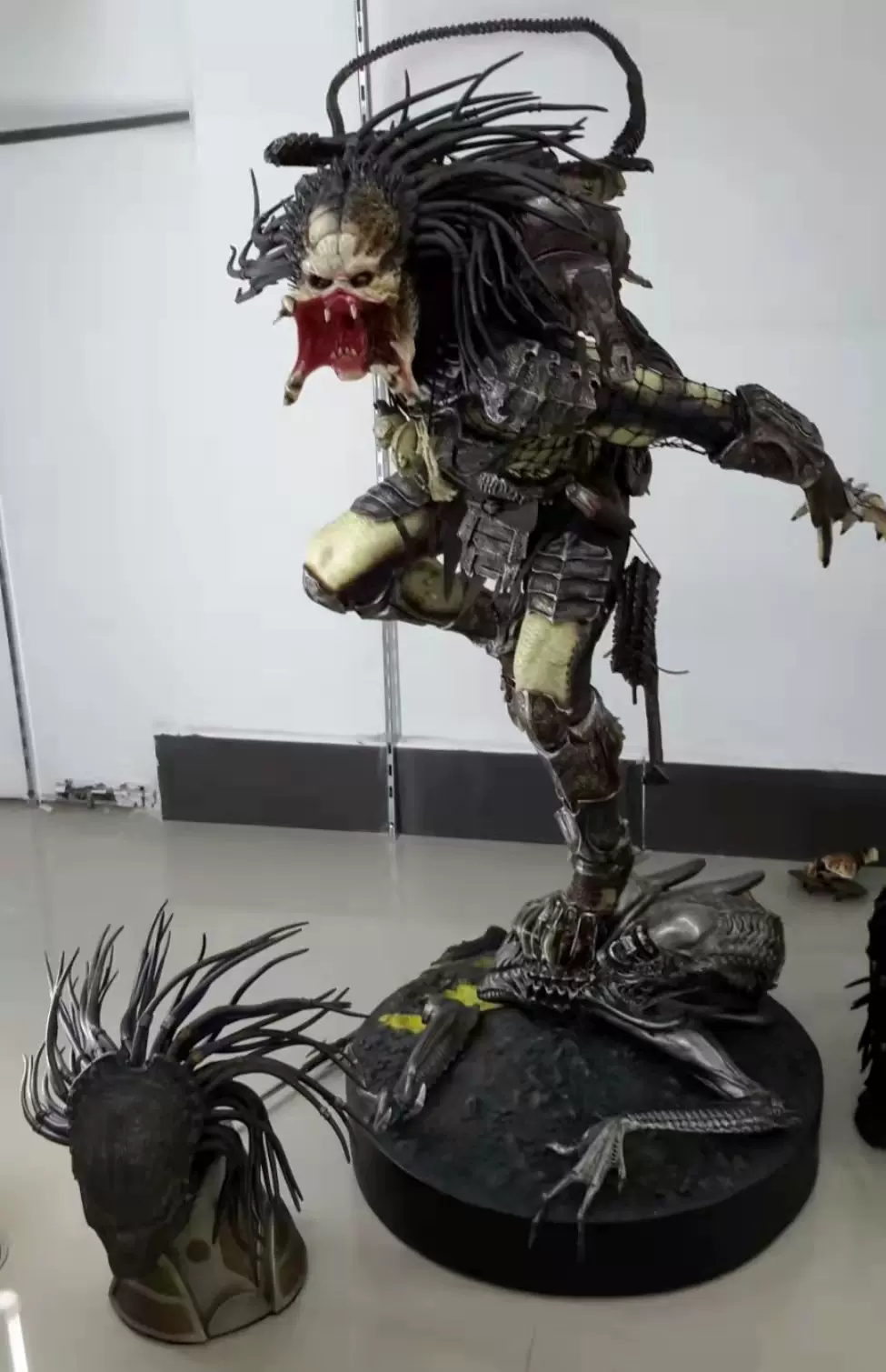 空山基 sorayama hajime フィギュア ティラノサウルス Dior 【公式通販】