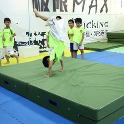 Acrobatic Mat, Sports Folding Thickened High Jump Sponge Mat, Taekwondo Mat, Rock Climbing Training, Dance Gymnastics Protective Mat