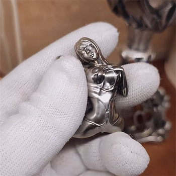 
Beautiful handheld figures niche art ornaments