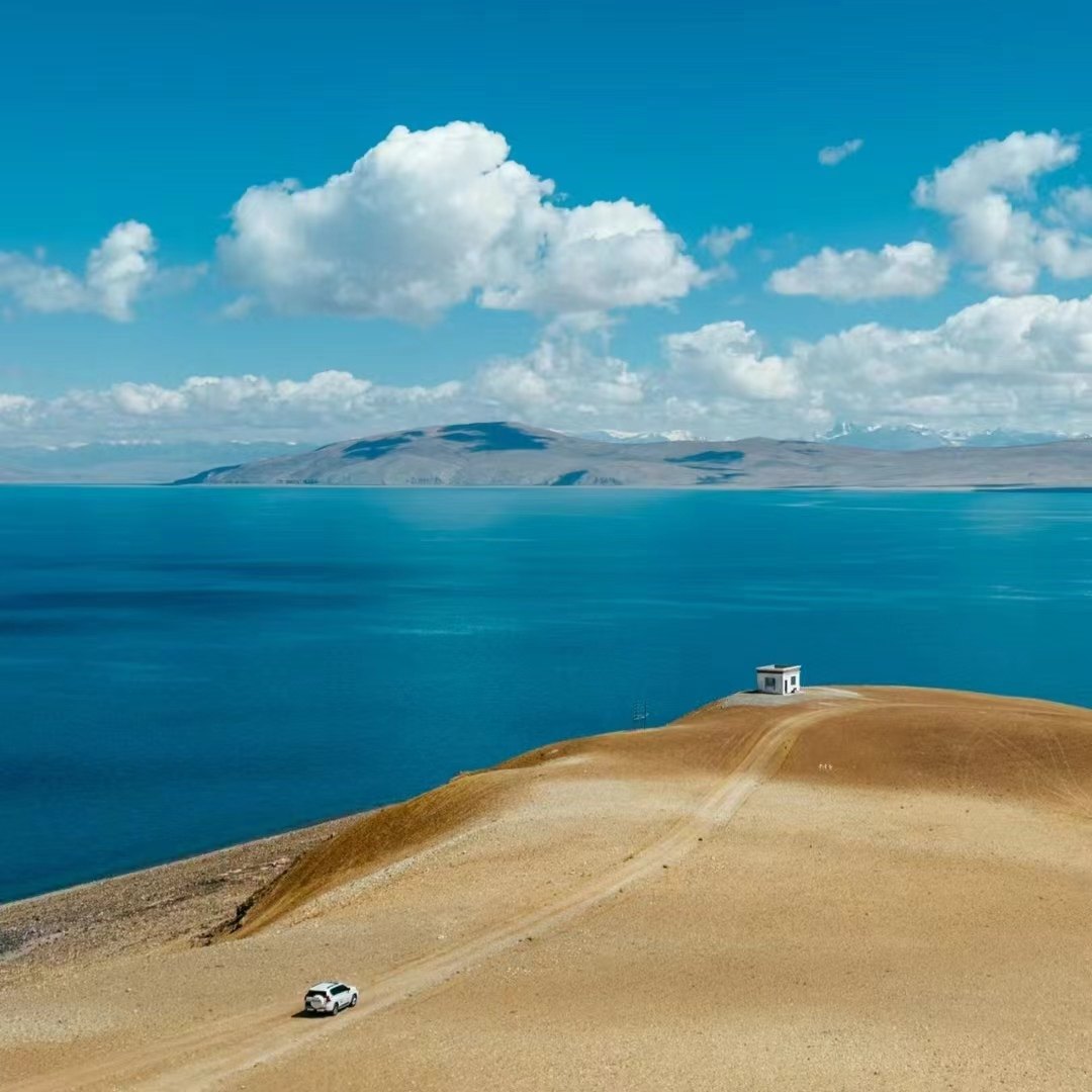 西藏旅游阿里南线冈仁波齐转山珠峰大本营羊湖扎什伦布寺纯玩7日