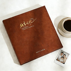 Photo Album, Commemorative Album, Large-Capacity Family DIY Self-Adhesive Laminated Photo Album, Photo Collection Album, Storage Book