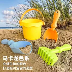 Children's beach toy baby digs sand digging tools to play snow soft rubber suits shovel shovel seaside sand land to play water sand
