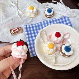 
Starting from 5 pieces of 17cm rag cloth knitted cake hats handmade hats for 10cm dolls with crochet hats