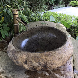 Natural Pebble Washbasin Outdoor Courtyard Pool Bathroom Washbasin Natural Stone Countertop Basin Stone Washbasin