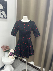 2025 high quality new summer dress, round neck, slim fit, elegant style, ladies boutique, simple and elegant