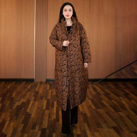 
Retro light luxury large size high-end new Chinese style jacquard long cotton clothespin cotton over-the-knee warm and thickened coat jacket