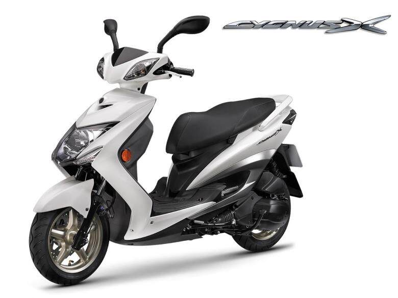 三代目新劲战踏板车 林海125cc四气门 林海极光 液晶仪表 特价