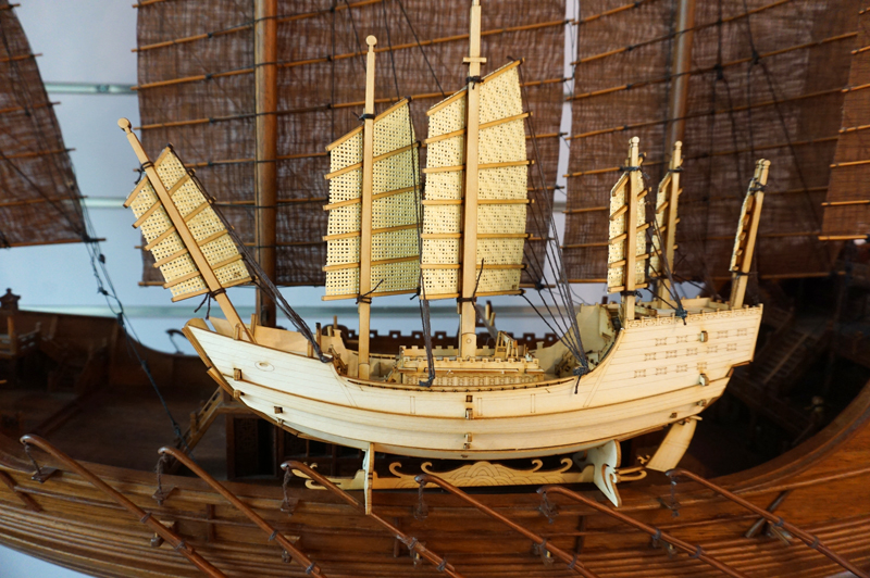 ZHENG HE  ŰƮ