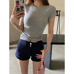 【Tomato Sister】Outfit Formula: American Retro Simple Shorts for Women, Hip-Hugging Hot Pants, Ruched Ultra-Short Shorts