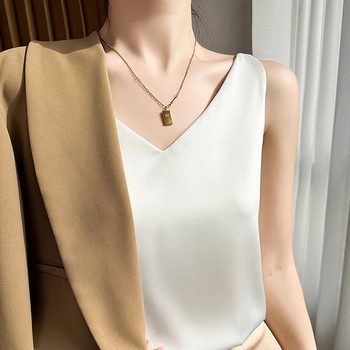 Silk camisole suit under suit for summer