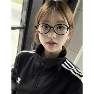 
The Tide of the Sea, Wenquxing Nerd, Ink and Wash, Silver Tortoiseshell Frame, Korean-style glasses, can match the degree of Korean-style glasses