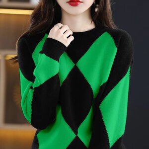 Round -necklads, contrasting sweater sweater, female autumn and winter new plaid loose versatile Korean version of the bottom shirt top