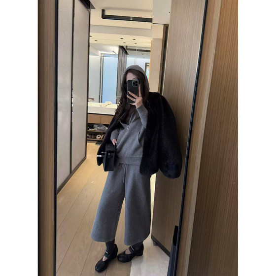 
superniniyy minimalist and tonal high-quality loose hooded sweater three-quarter pants wide-leg pants knitted suit autumn and winter
