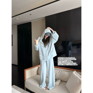 
'Cloud Soufflé' Tencel Tencel Air Layer Relaxation Soft Delicate Draping Sweatshirt and Sweatpants Set