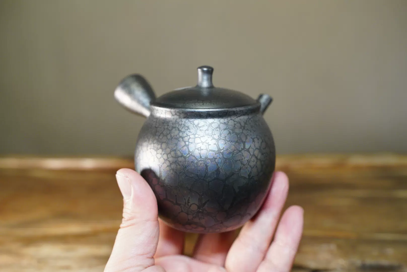 日本常滑烧都筑陶元陶涯合作老朱泥自然包浆雕刻花卉30年前花瓶