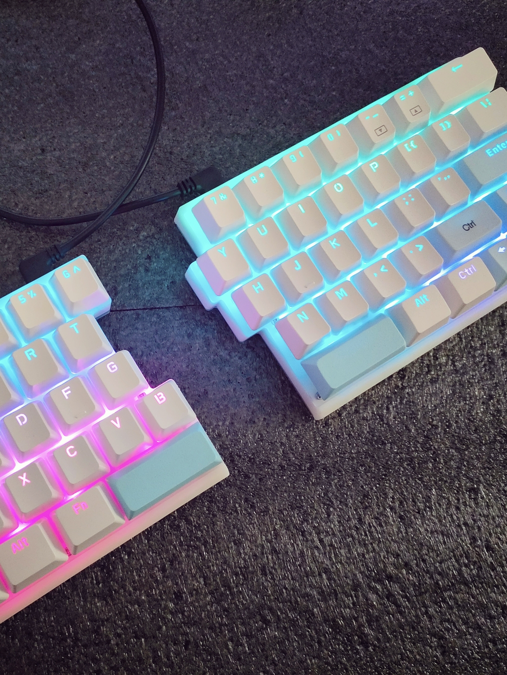 分割キーボード　メカニカル 分割式メカニカルキーボード - 2.4Gワイヤレス カスタム