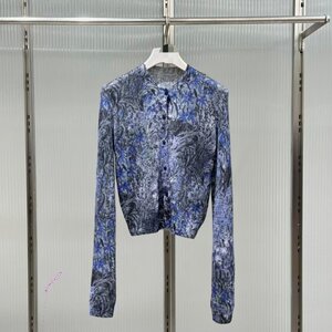 
26th Spring New Product Original Order Retro Print Slimming and Temperamental Knitted Cardigan Thin Long-Sleeved Western Style Top