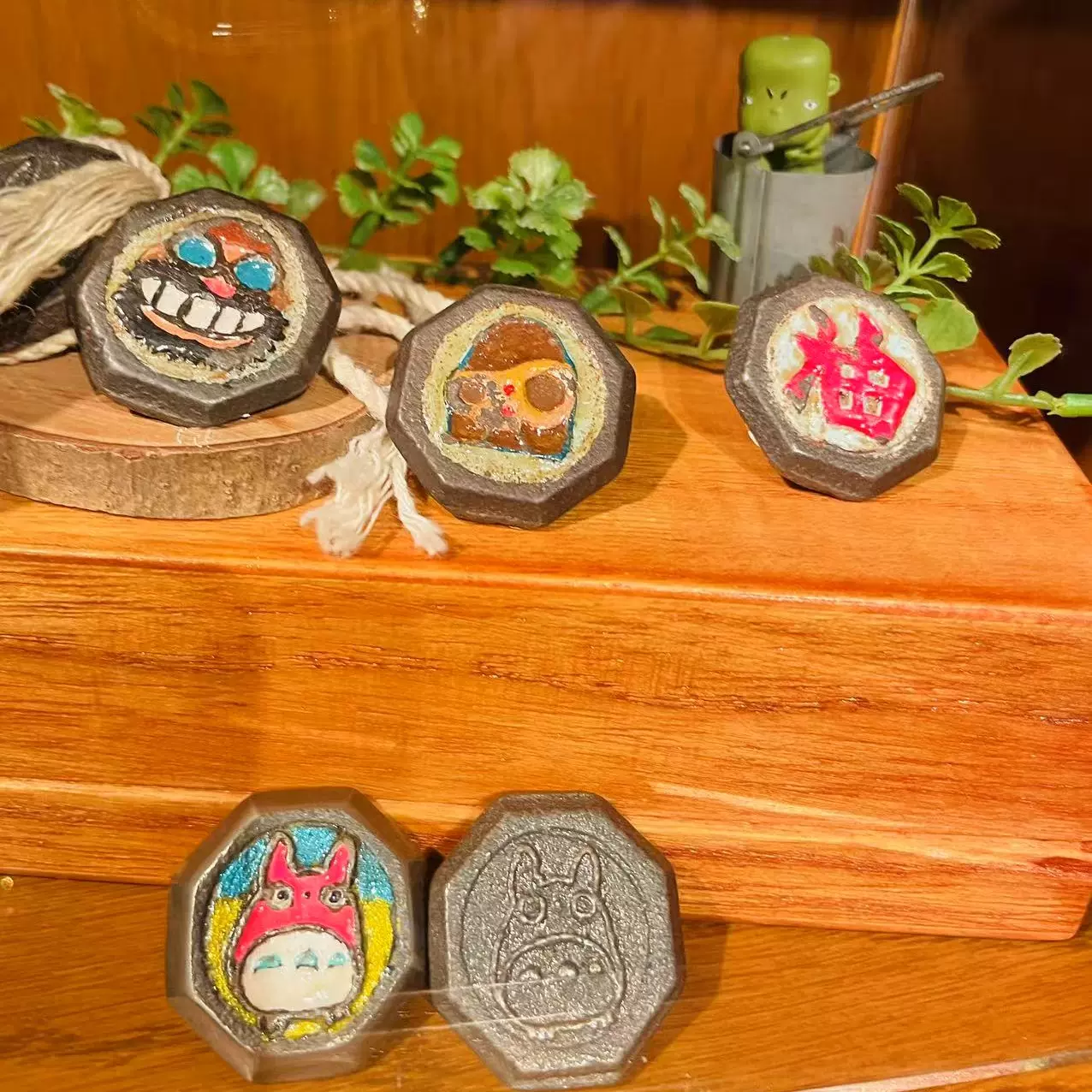 宫崎骏 吉卜力 紀念紙幣 絕版吉卜力【日本電影院限定紀念幣】神隱少女魔法公主貓的報恩