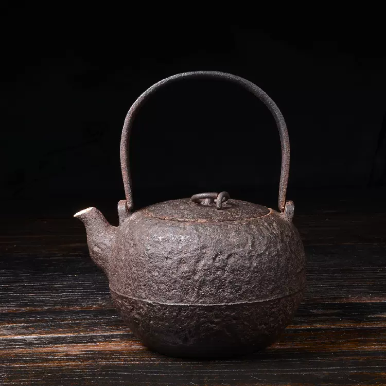 【釜師　和田美之助　嵌金　窯鎖】茶道具　共箱　共布　菊桐唐草文様 釜師 和田美之助 嵌金 窯鎖】茶道具 共箱 共布 菊桐