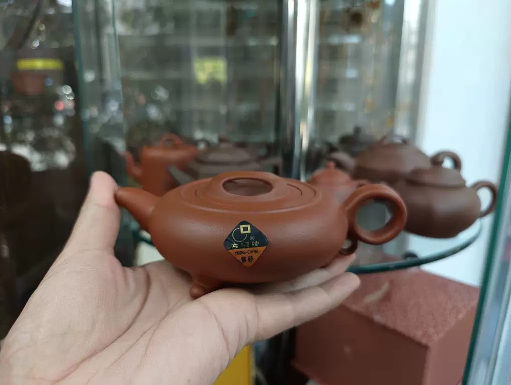 中国古美術 宜興 紫砂壺 靈猴献瑞壺 底款:汪寅仙 原鉱