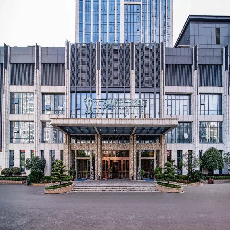 【YT】3天2晚丨安顺万绿城铂瑞兹酒店丨高级房+西江千户苗寨