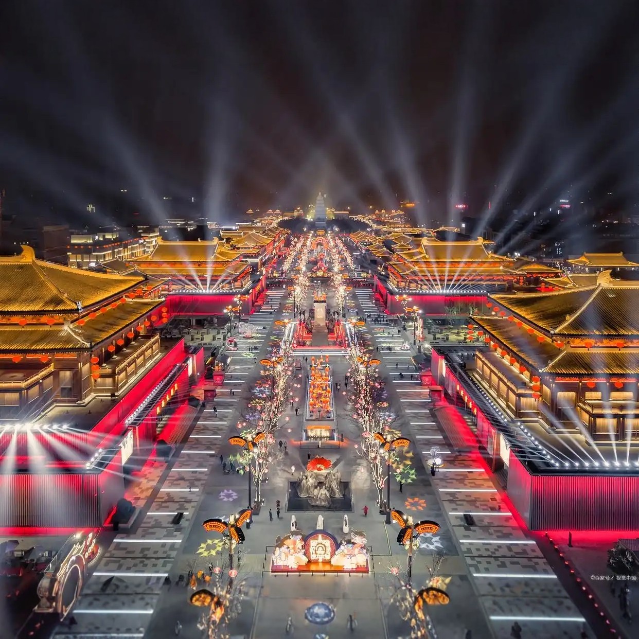 广州往返西安+兵马俑+西安博物馆+秦汉馆+白鹿原双飞5日4晚 - 定制游预订