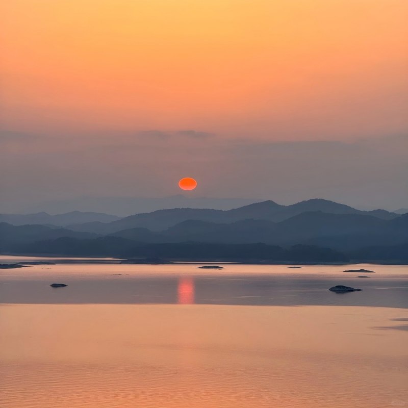 千岛湖4天3晚滨江希尔顿/喜来登/品湖/燕山君澜等5钻高端酒店+早餐+游船观光票